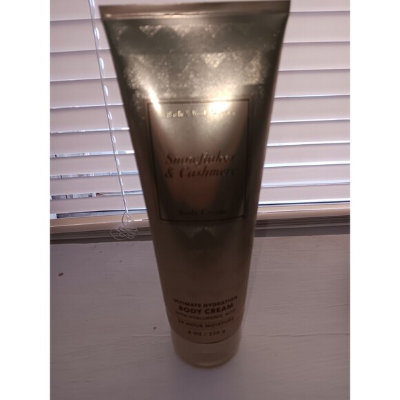 Bath Body Works SNOWFLAKES & CASHMERE Shower Gel & Body Cream Full Size Set Lot - Picture 12 of 13